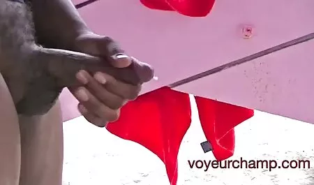 چگونه او لب به جدیدترین عکسهای سکسی خارجی لب خود حرکت می کند !!!
