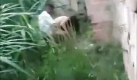 استمناء بلوند روی میز عكس كون الكسيس آشپزخانه